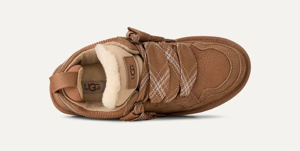 UGG Lowmel Chestnut color