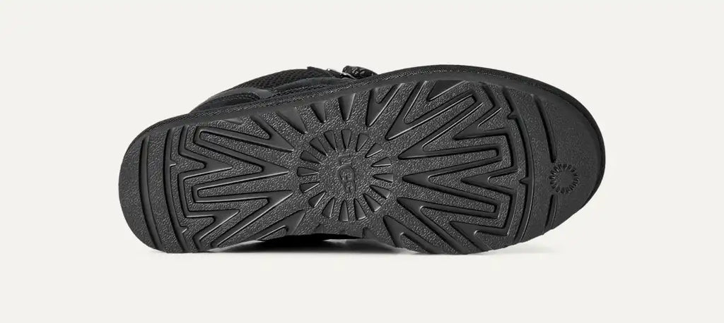 UGG Lowmel  Black color