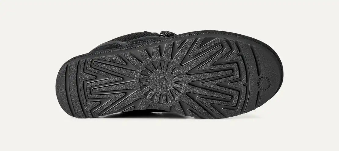 UGG Lowmel  Black color