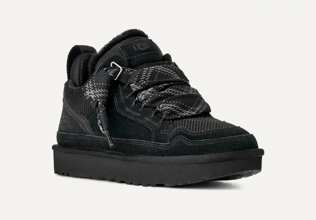 UGG Lowmel  Black color